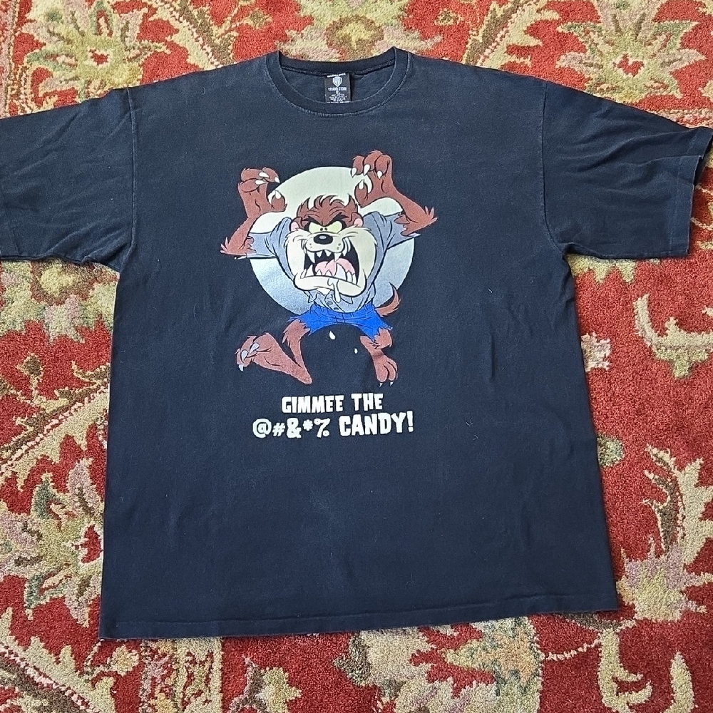 Warner Bro STUDIO STORE taz HALLOWEEN Black Graphic T-Shirt